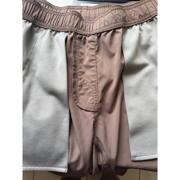 Vuori Kore Everyday Short Unlined Performance Wear Drawcord Brown Size Small - Picture 13 of 16